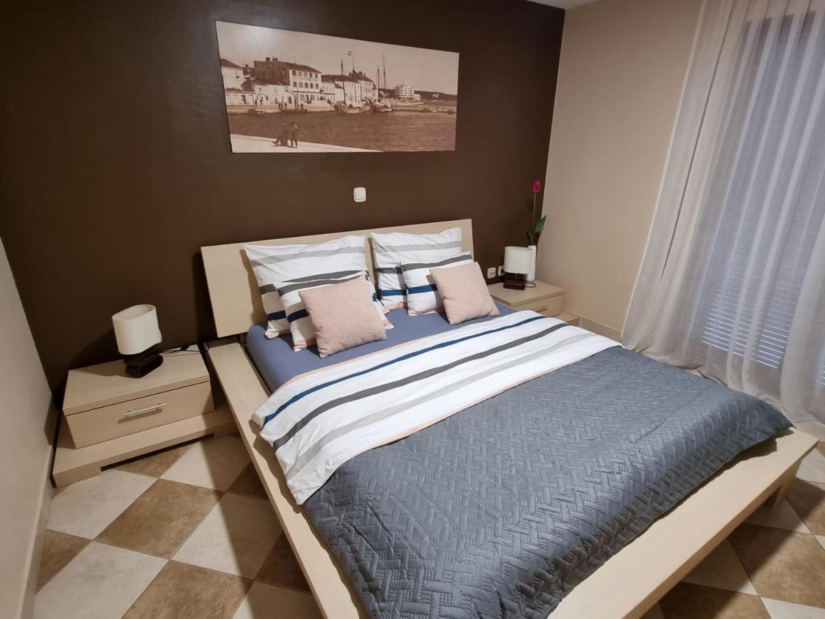 M&M Apartments Biograd Na Moru Exterior foto
