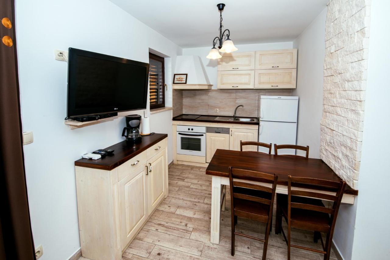 M&M Apartments Biograd Na Moru Exterior foto