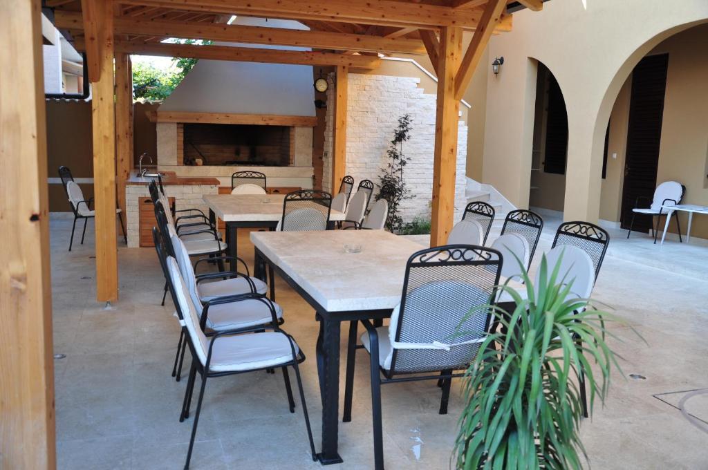 M&M Apartments Biograd Na Moru Exterior foto